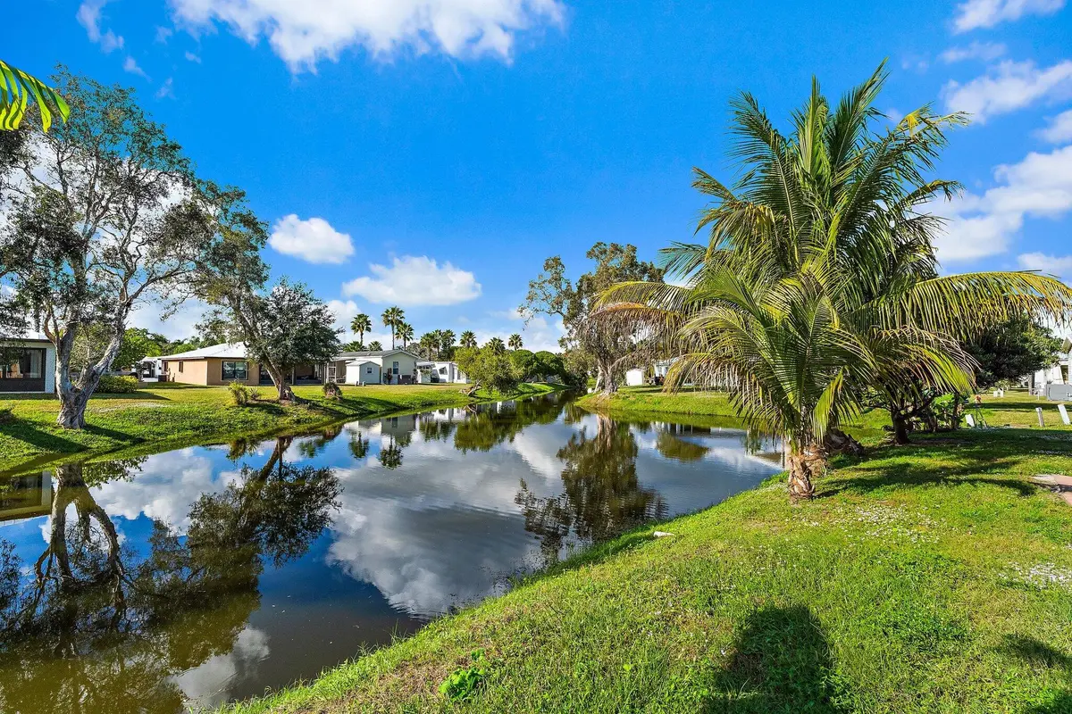 Lake View at 3 S Granada Lane, Port St. Lucie
