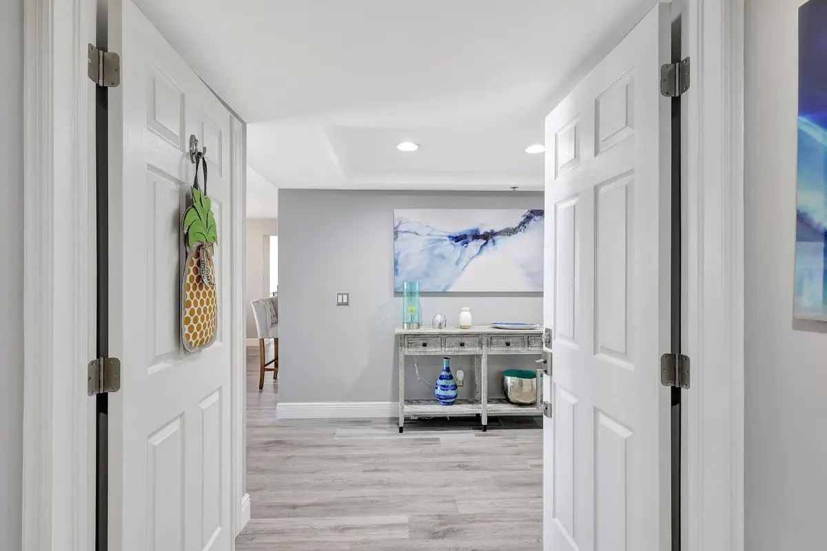 3-web-or-mls-5P1A3111 at 4000 N Highway A1a 402, Hutchinson Island