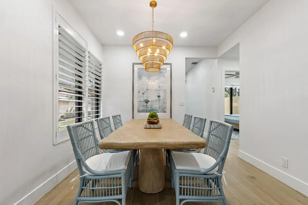 020-150OldMeadowWay-PalmBeachGardens-SMA at 150 Old Meadow Way, Palm Beach Gardens