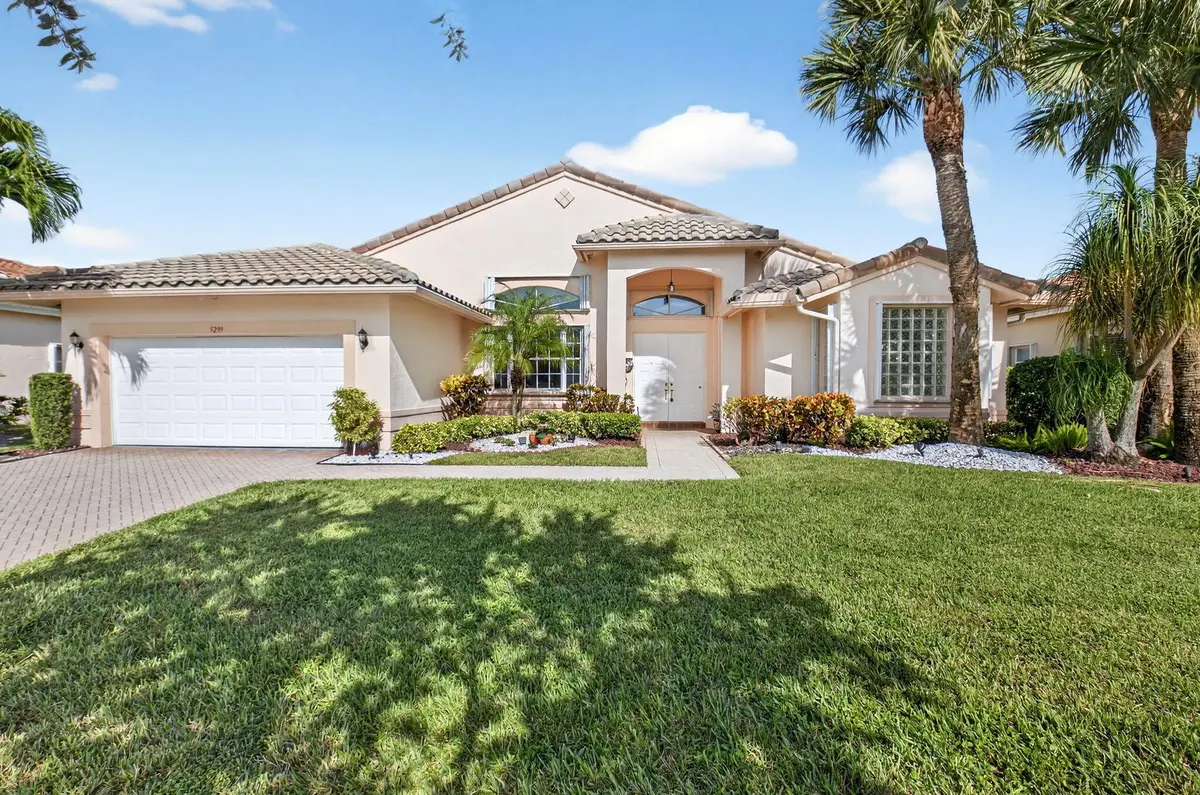 5299 BROOKLAWN TER. 3+DEN/2.5- ON LAKE at 5299 Brooklawn Terrace, Boynton Beach