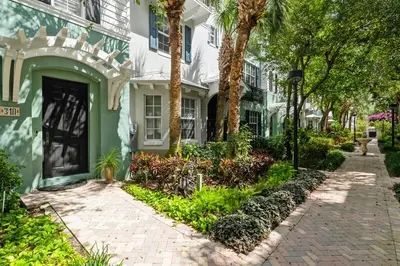 310 E Mallory Circle, Delray Beach – sold