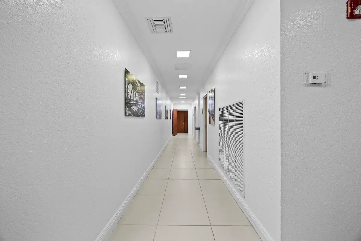 Hallways at 1940 Harrison Street, Hollywood