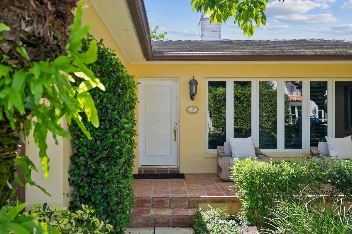 Exterior Charm at 274 Monterey Road, Palm Beach