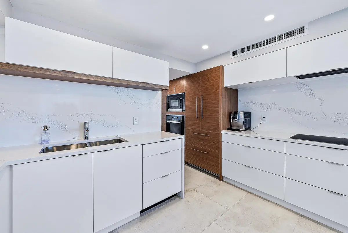 5200 N Ocean Dr #20C-30 at 5200 N Ocean Drive 2003, Singer Island