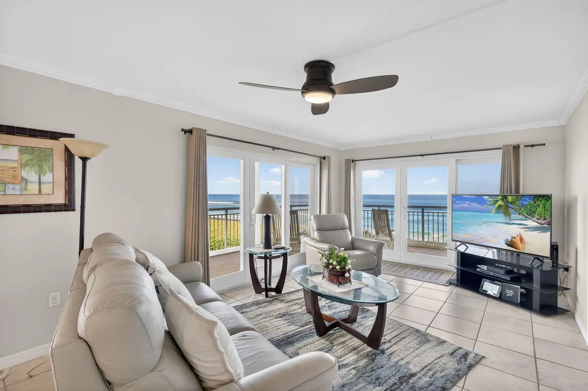 14-web-or-mls-7R7A5227 at 10980 S Ocean Drive 311, Jensen Beach