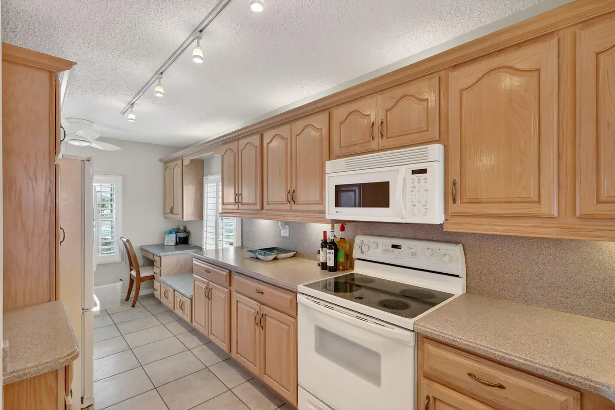 15-web-or-mls-7R7A5237 at 10980 S Ocean Drive 311, Jensen Beach
