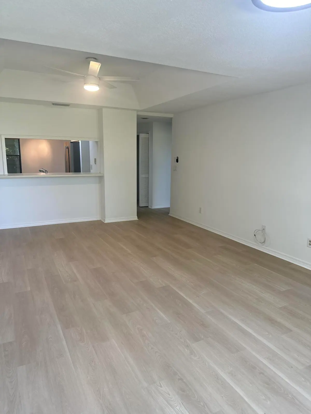L.R at 5270 SE Seascape Way 102, Stuart