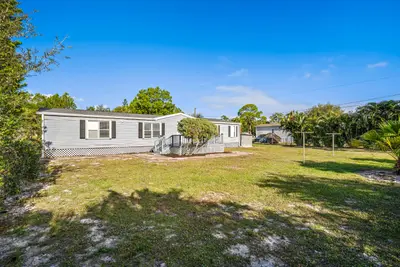 7990 129th Place, Sebastian – Manufactured Home for sale