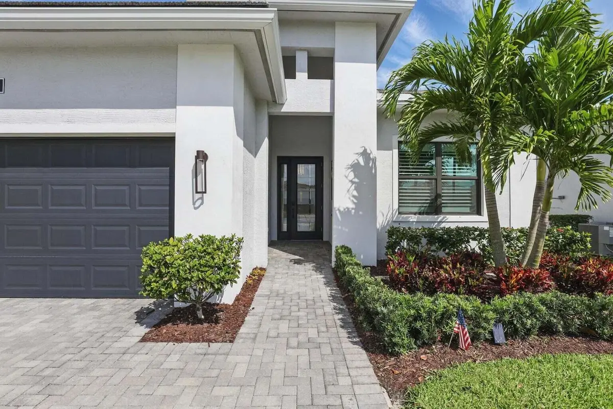 20250413211435039215000000-o at 5366 Santa Rosa Lane, Westlake