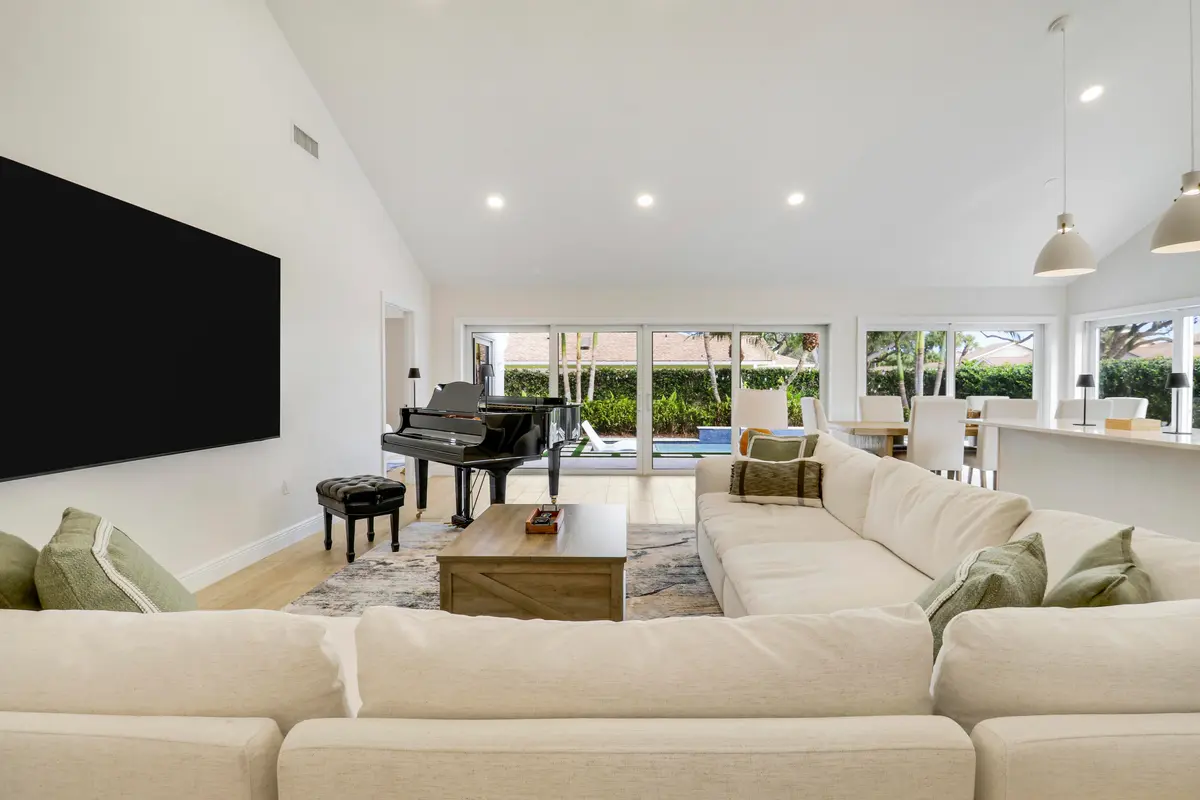 Living Area at 105 Ocean Pines Terrace, Jupiter