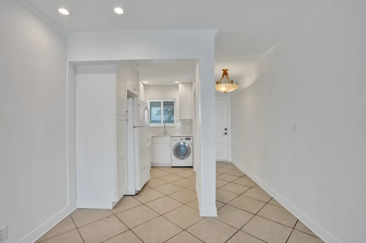 DSC06154 at 2311 NE 36th Street 2f, Lighthouse Point