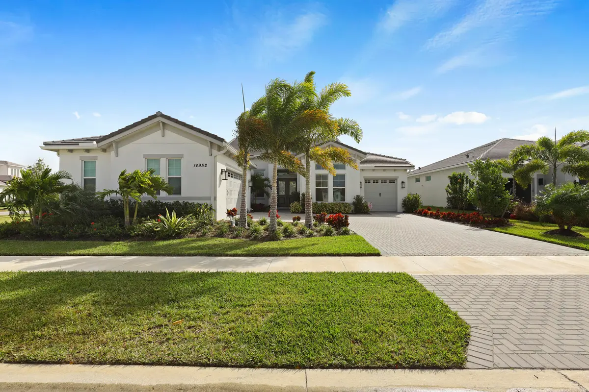 Front Yard at 14952 Woodlot Court, Westlake