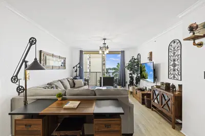 1801 N Flagler Drive 721, West Palm Beach – sold
