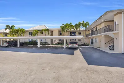 4 SE Turtle Creek Drive E, Jupiter – sold