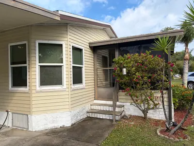202 Travis Cay Place 9, Fort Pierce – sold