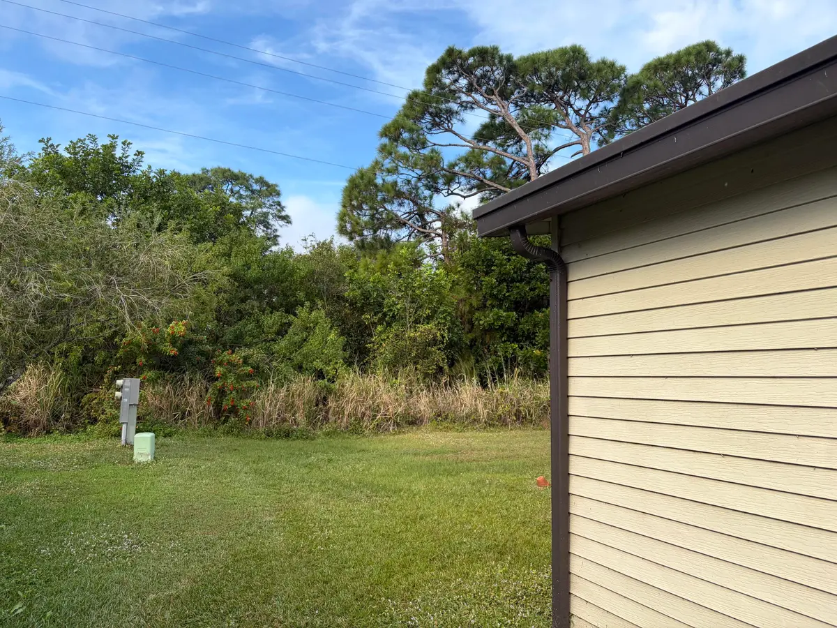 IMG_3238 at 202 Travis Cay Place 9, Fort Pierce
