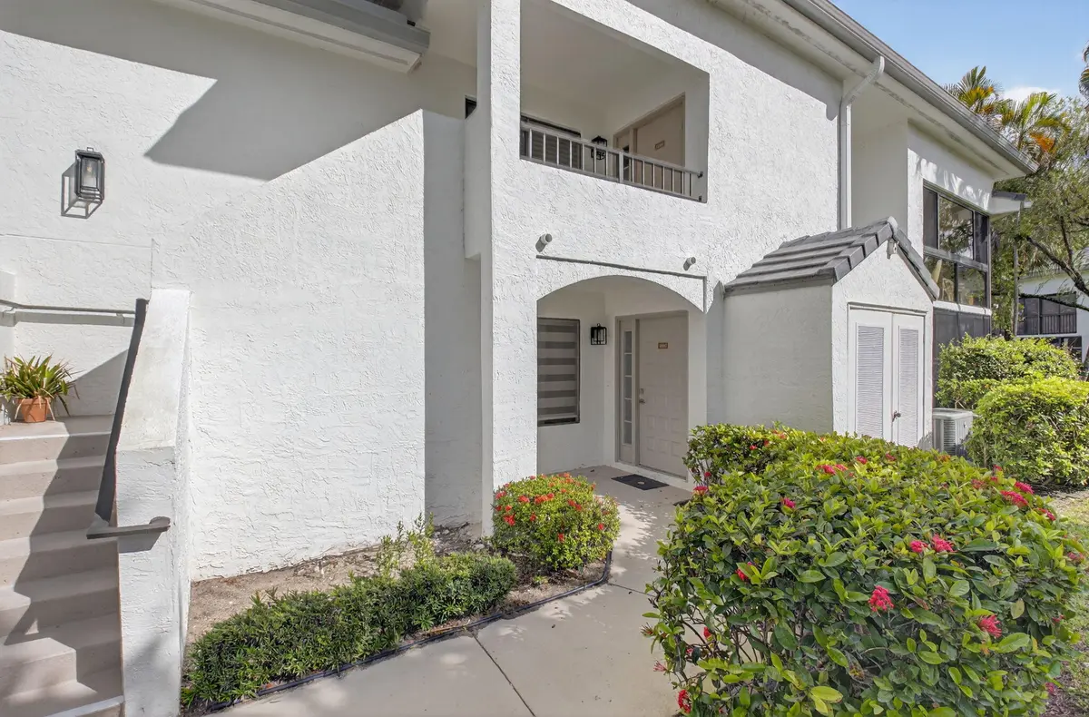 4-web-or-mls-DSC_5196 at 15322 Strathearn Drive 11802, Delray Beach