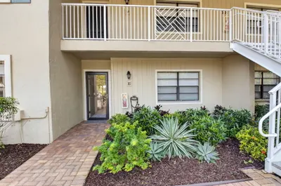 18 Westgate Lane E, Boynton Beach – sold