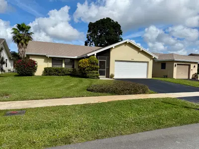 10633 Greenbriar Court, Boca Raton – Single Family Residence for sale