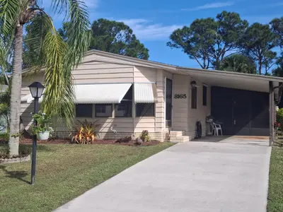 8165 Buckthorn Circle, Port St. Lucie – sold