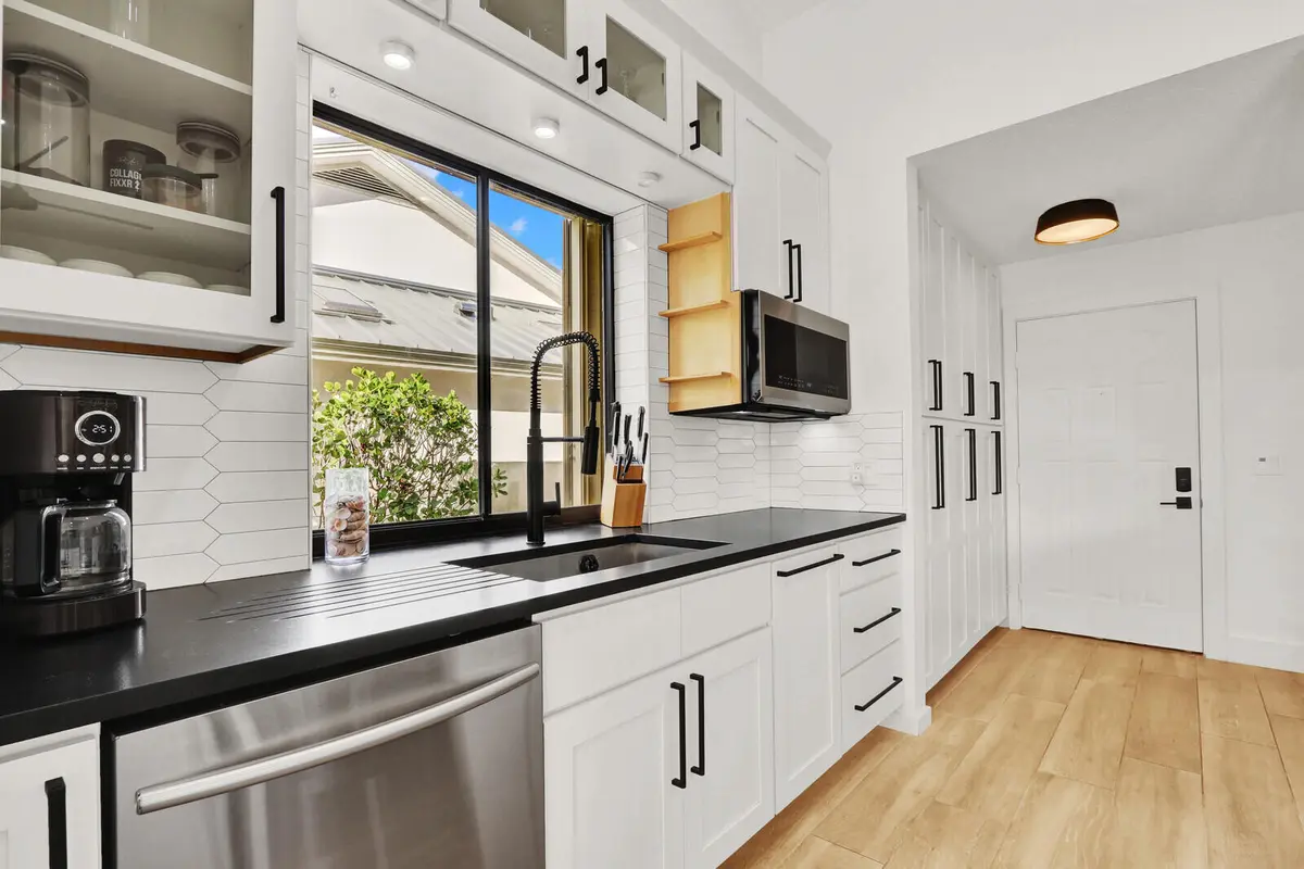 Kitchen at 246 Ridge Road, Jupiter