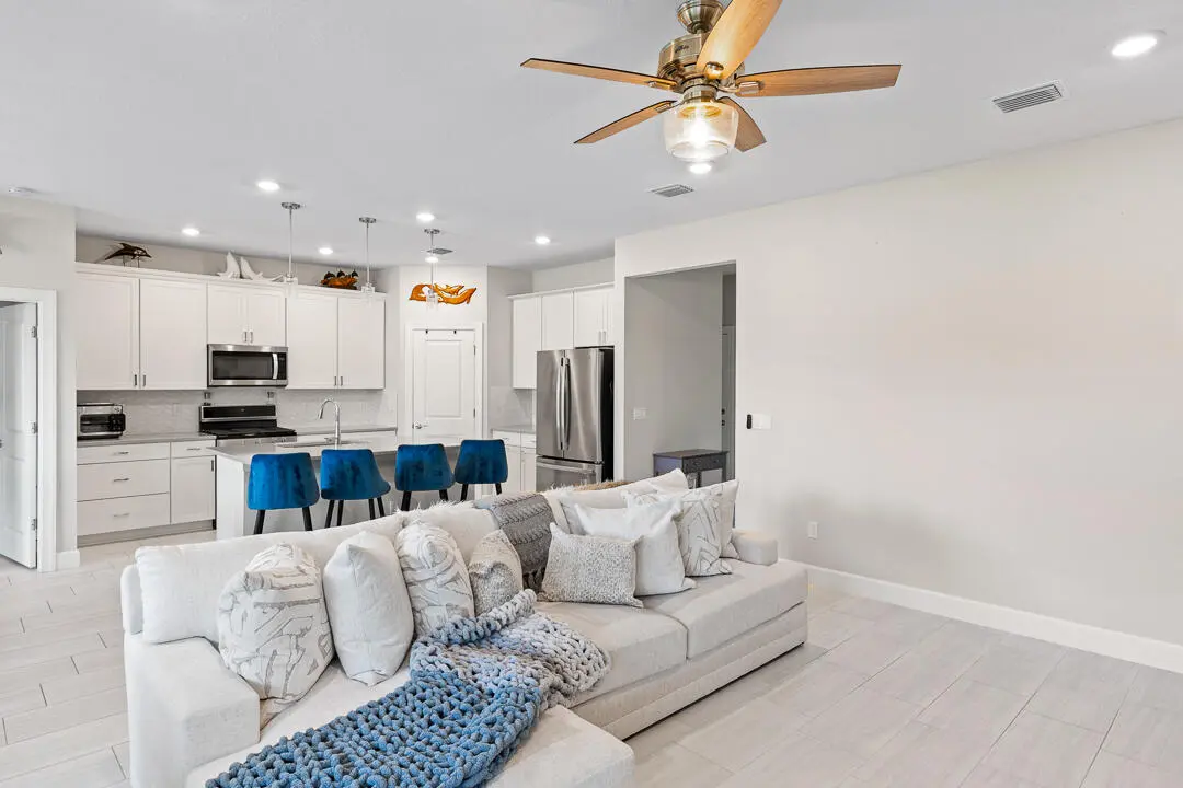 519 SE Villandry Way December-3 at 519 SE Villandry Way, Port St. Lucie