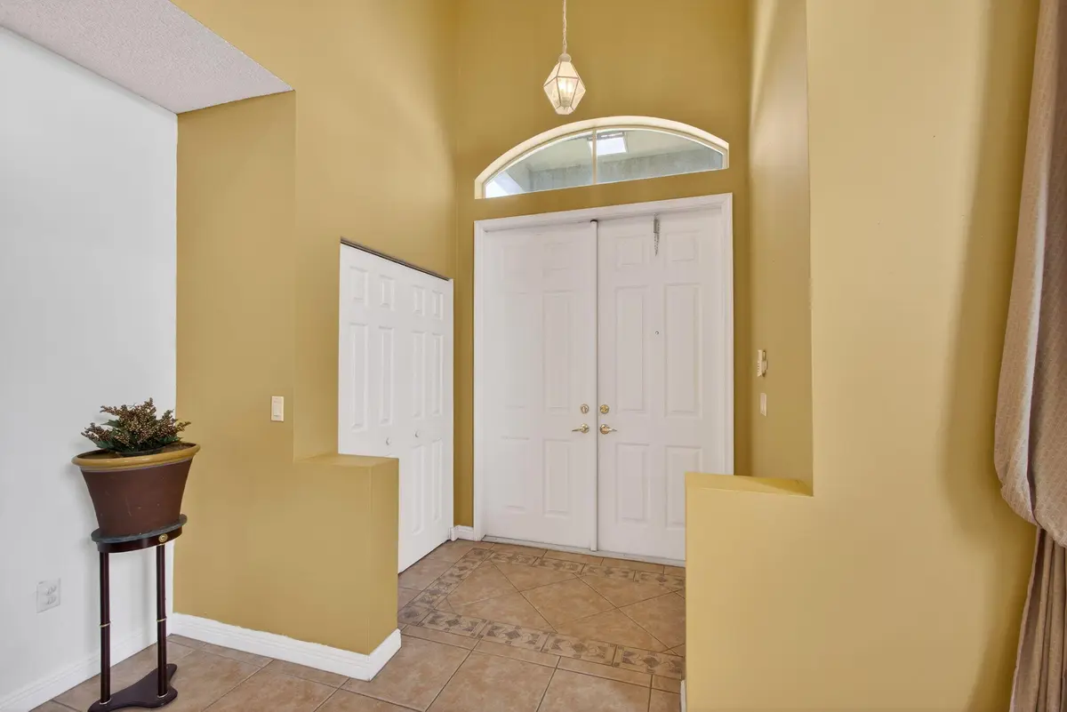 2008 Reston Circle, Royal Palm Beach, FL – photo 8