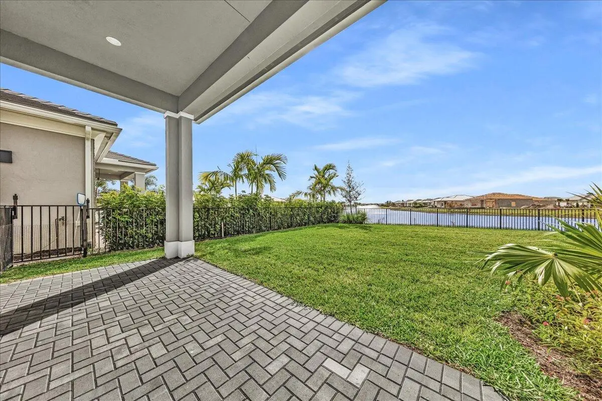 Patio and Yard at 10161 Timber Creek Way, Palm Beach Gardens