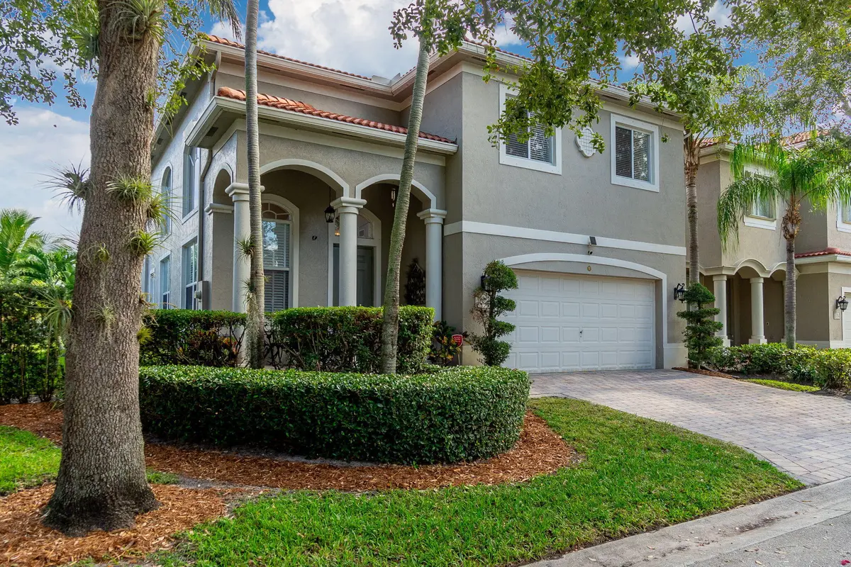 Front of House at 1004 Center Stone Lane, Riviera Beach