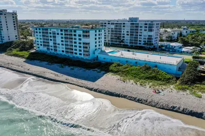 900 Ocean Drive 501, Juno Beach – sold