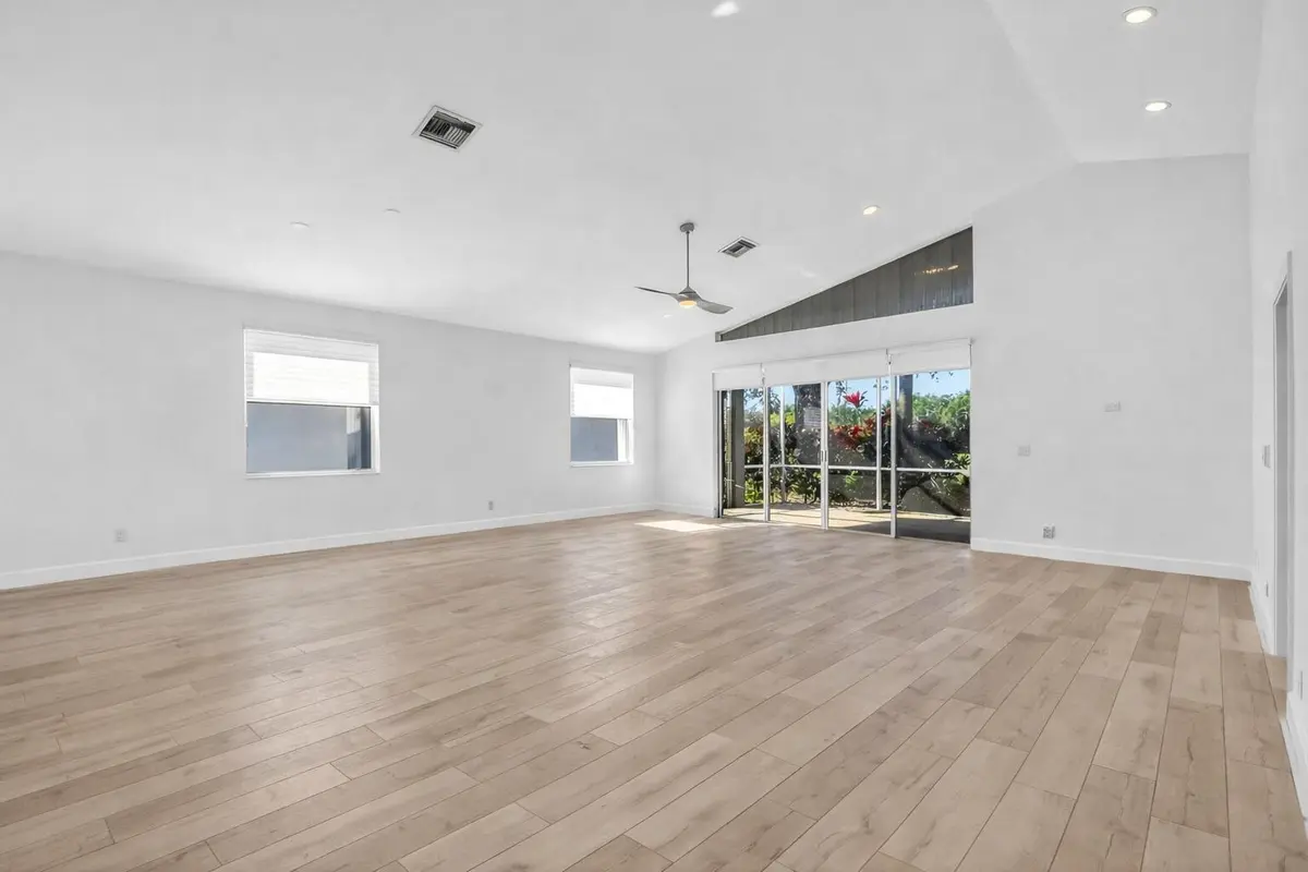 Dining-Livingroom at 11921 Fountainside Circle, Boynton Beach