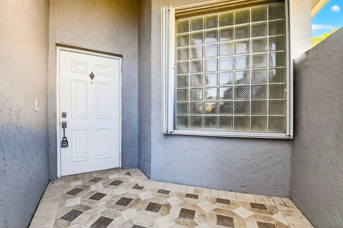 Front door at 11921 Fountainside Circle, Boynton Beach