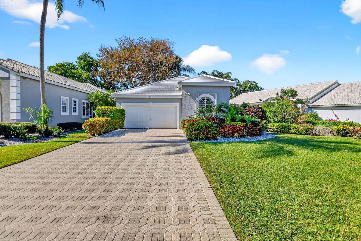 Front at 11921 Fountainside Circle, Boynton Beach
