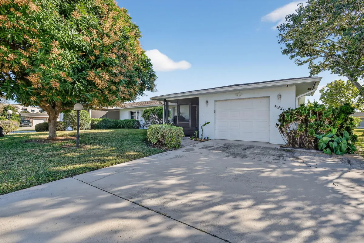FRONT VIEW at 5926 N Los Alamos Lane, Delray Beach