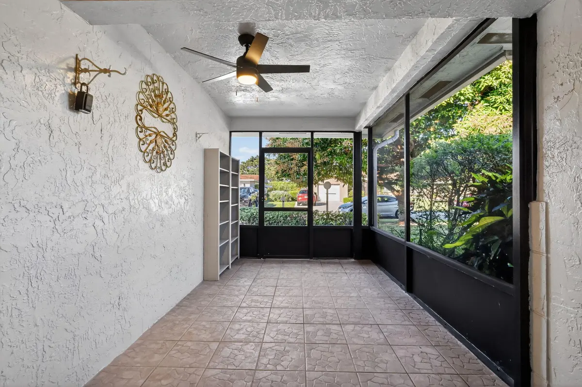 FRONT LANAI at 5926 N Los Alamos Lane, Delray Beach