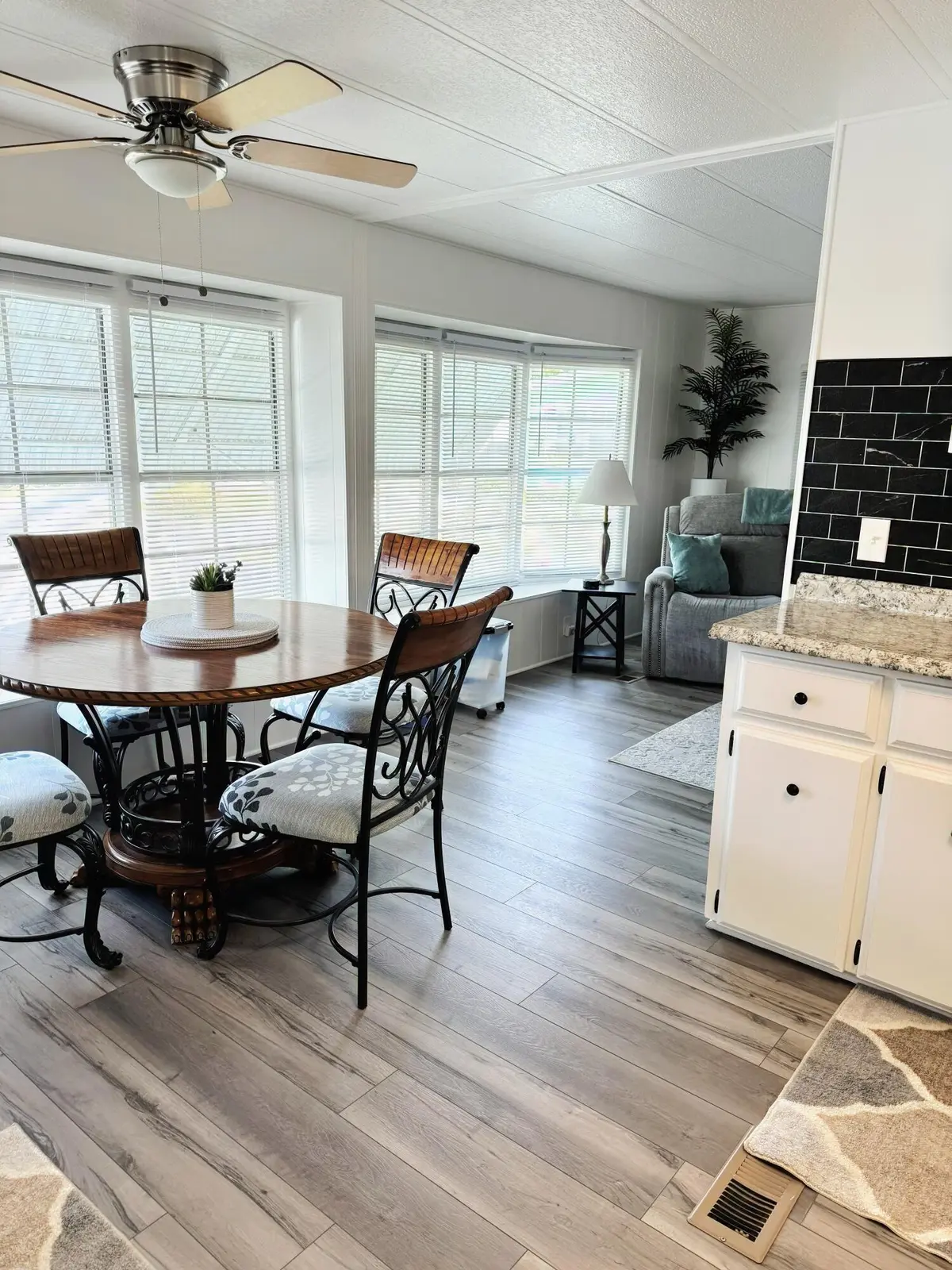 08_Kitchen Table_Living Room at 10 SE La Mesa, Port St. Lucie