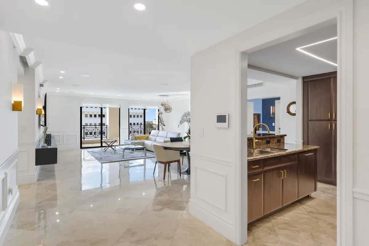 Foyer at 200 E Palmetto Park Road 811, Boca Raton