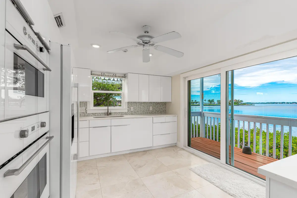 1470 SE MacArthur Blvd, Stuart, FL 34996 at 1470 SE Macarthur Boulevard, Stuart