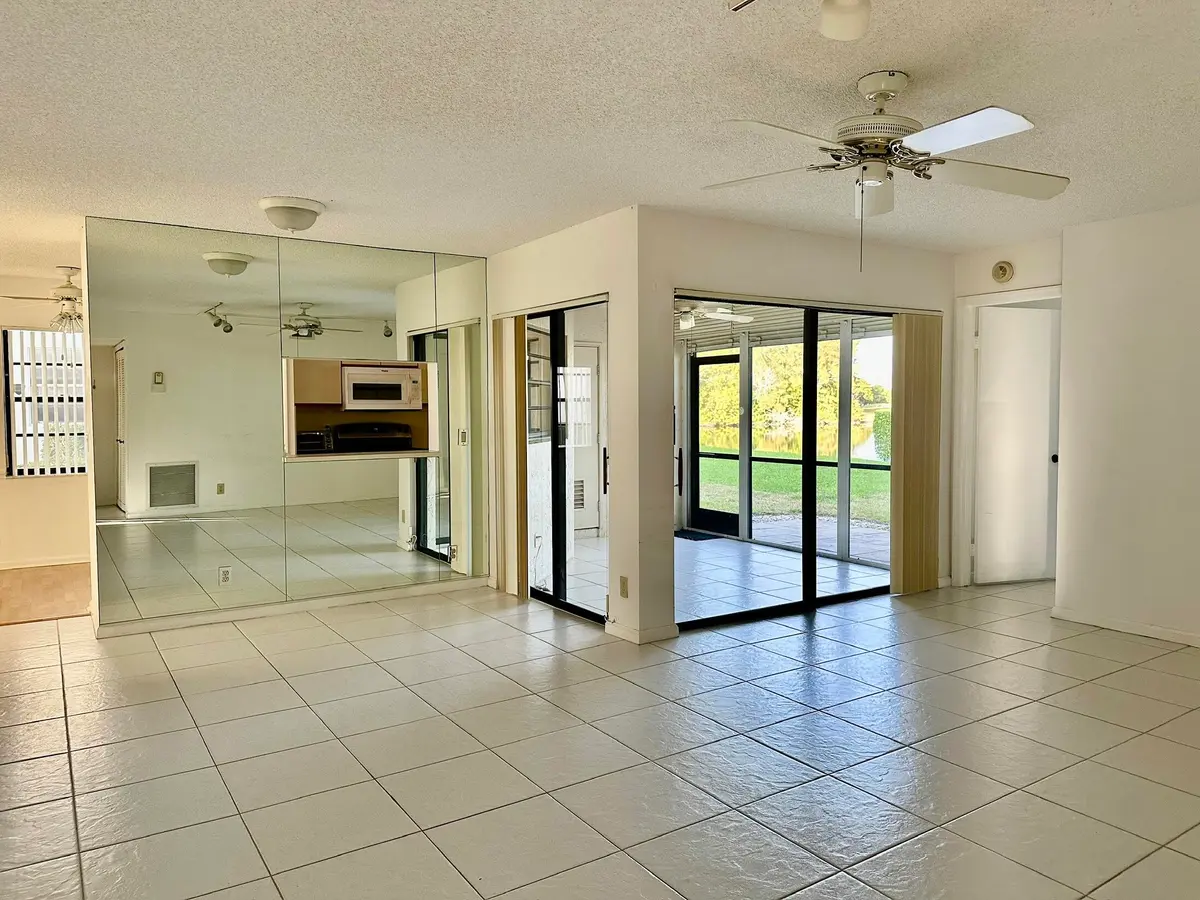 LIVING DINING AREA at 5819 Parkwalk Drive, Boynton Beach