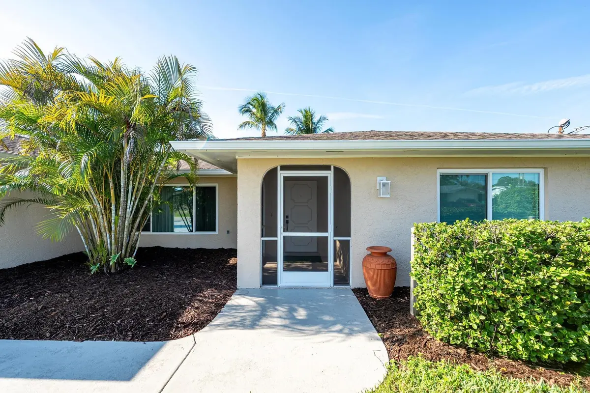 holly14 at 308 Holly Avenue, Port St. Lucie