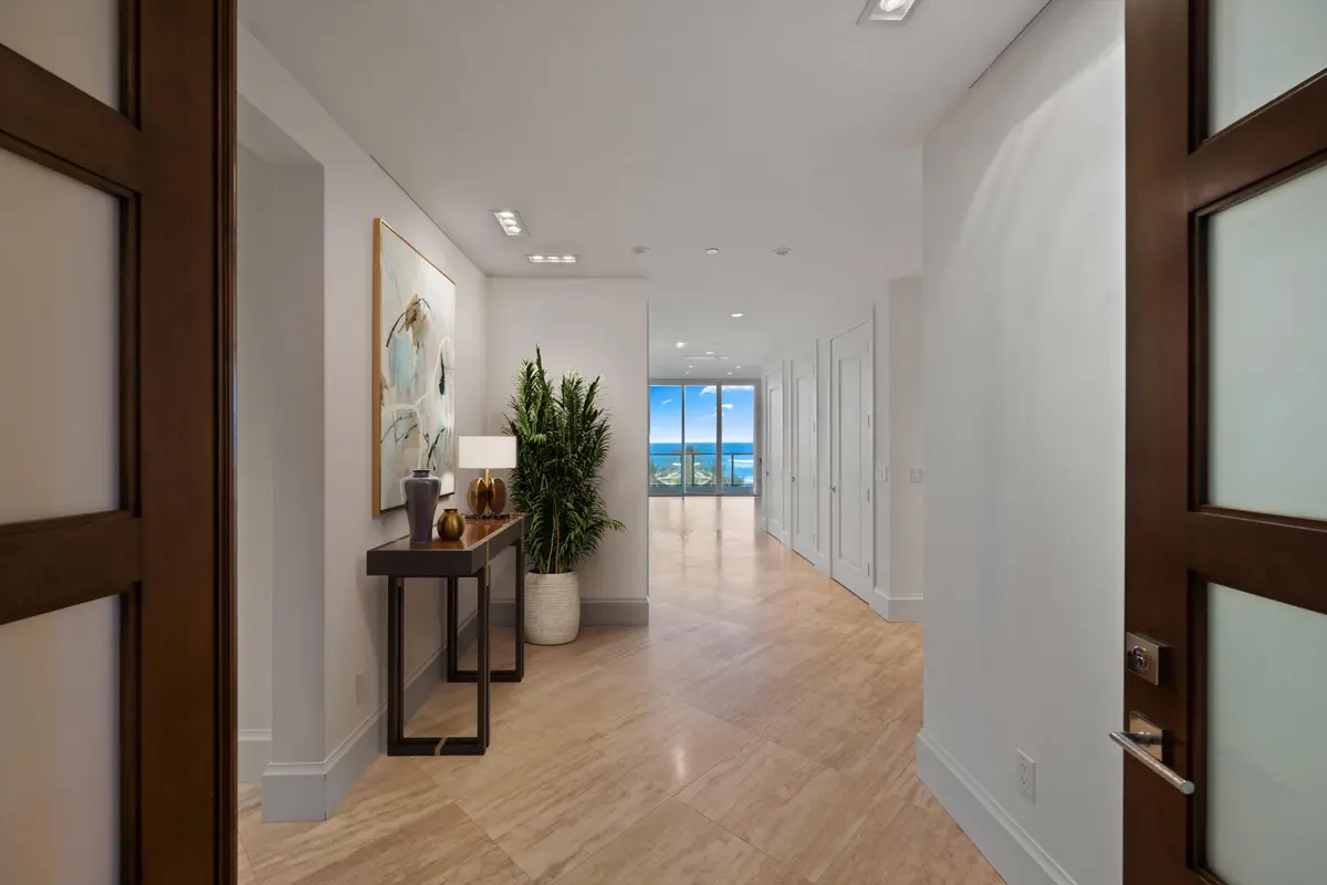 Foyer at 3000 S Ocean Boulevard 503/504, Palm Beach