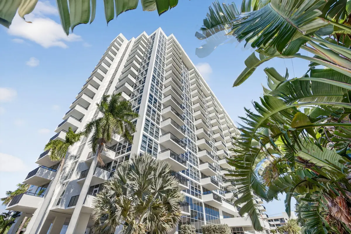 Silver Thatch Front Exteror at 525 N Ocean Boulevard 819, Pompano Beach