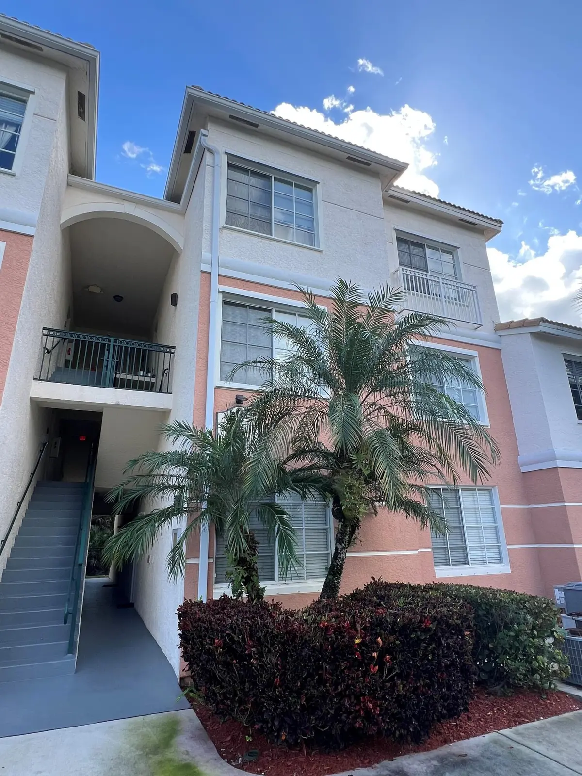 2309 Myrtlewood East at 2309 Myrtlewood Circle 2309, Palm Beach Gardens