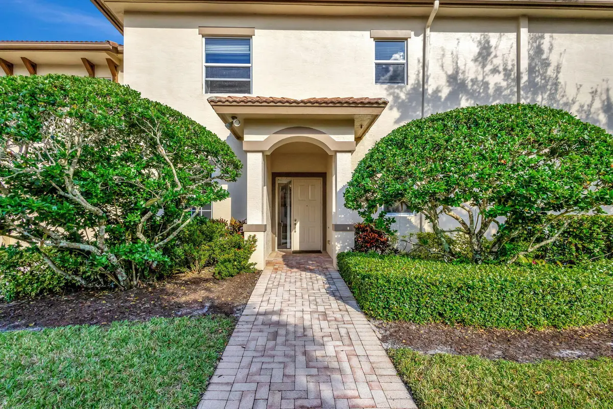 4-web-or-mls-5D1A1364 at 10156 N Orchid Reserve Drive, West Palm Beach