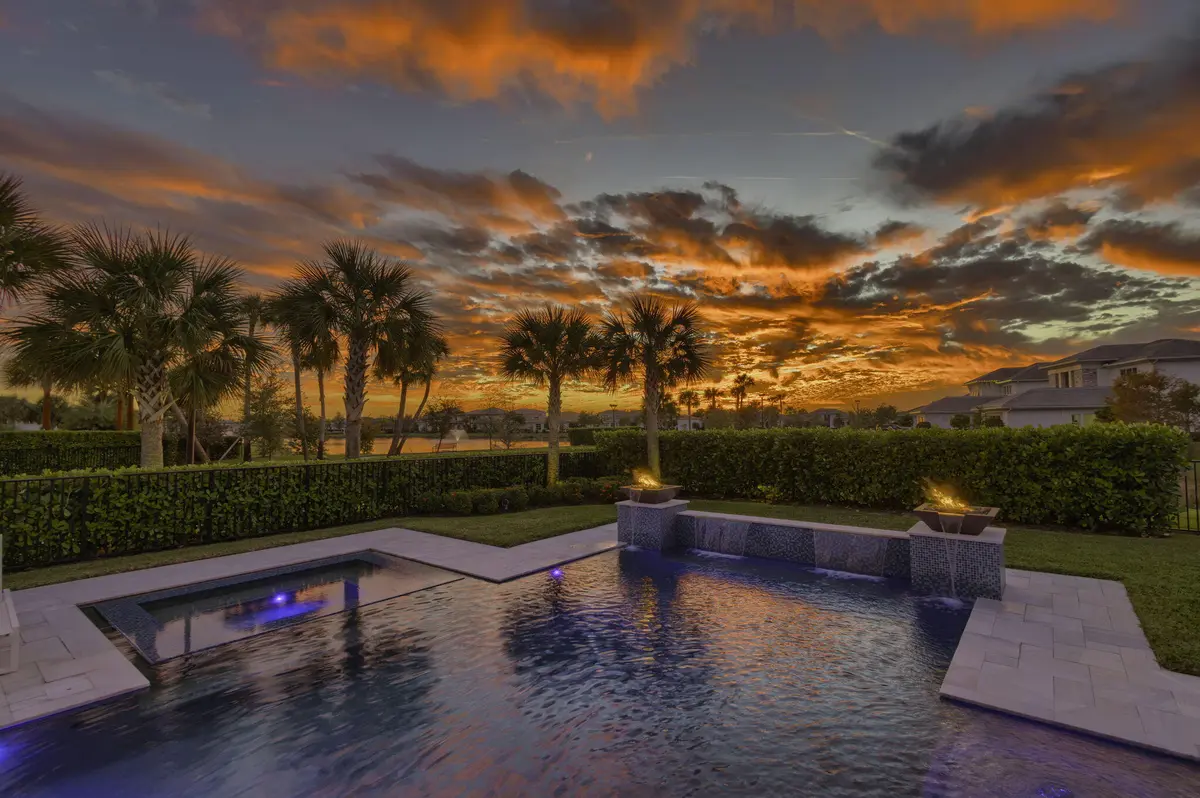 Sunset view at 9261 Coral Isles Circle, Palm Beach Gardens