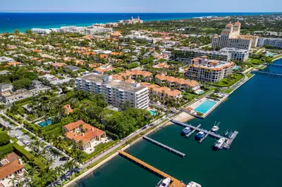 250 Bradley Place 309, Palm Beach – sold