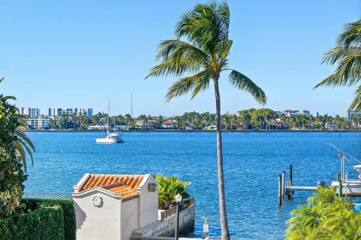 8 View 1 at 250 Bradley Place 309, Palm Beach