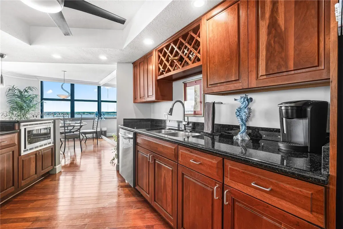 ConnemaraKitchen at 5420 N Ocean Drive 1106, Singer Island