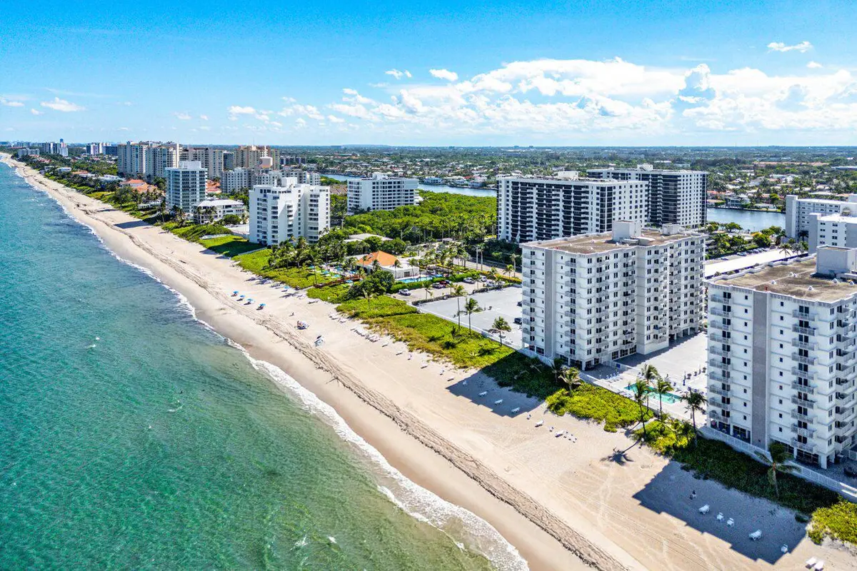 039-3301SouthOceanB at 3301 S Ocean Boulevard 201, Highland Beach