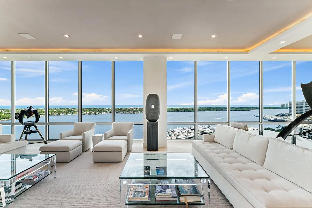 Great Room at 3 Water Club Way 1902, North Palm Beach